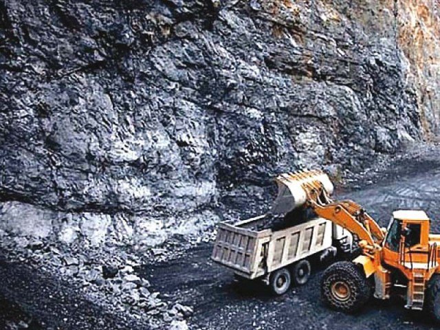 Ministry of Planning launches new initiative to improve productivity in mines
