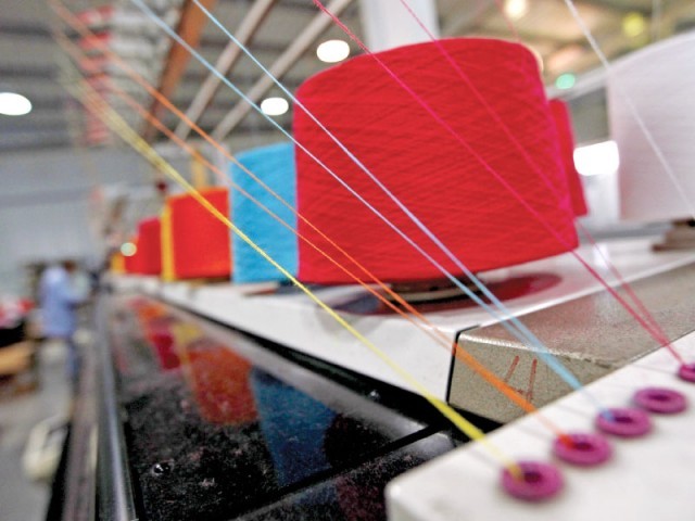 Pakistan’s textile exports inch up by 0.86 percent in 1st quarter FY19