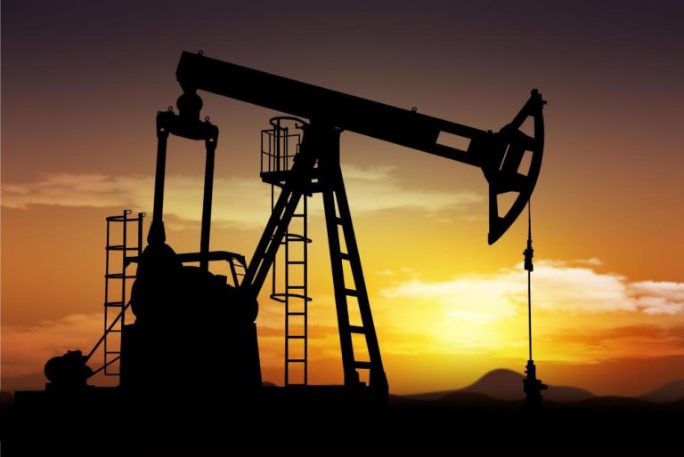 Oil prices jump, as U.S drilling activity falls Oil prices jump, as U.S drilling activity falls