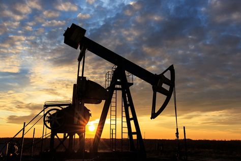 Oil prices inch up from two-week lows