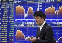 Asian stocks slump while Euro rallies