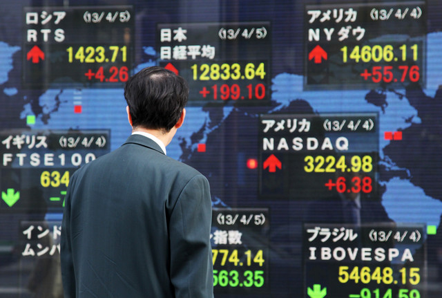 Asia stocks dip to start week, following Wall Street losses