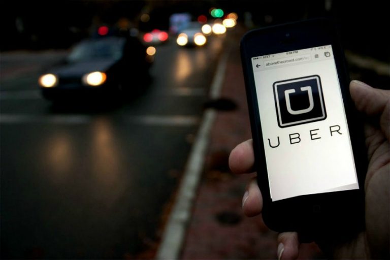 Uber losses decrease to $1.1 billion in fourth quarter