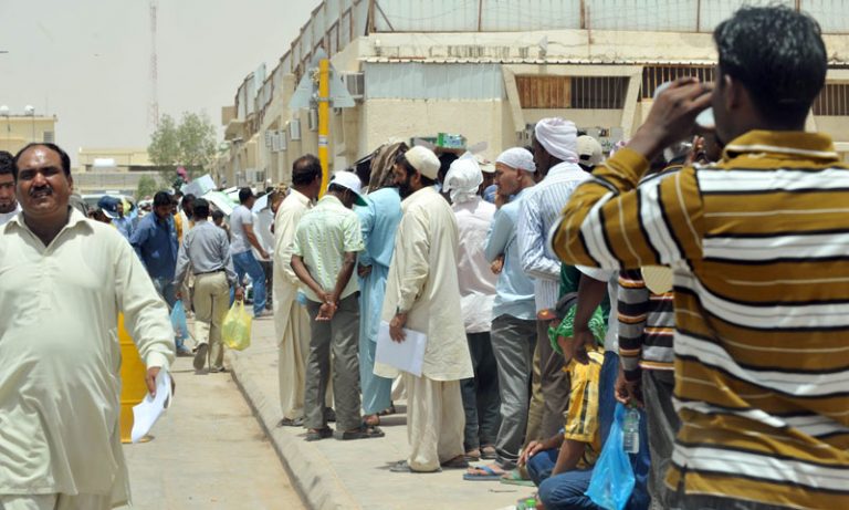 Pakistan labour force exports to Saudi Arabia plunged 40 percent in 2017 Pakistan labour force exports to Saudi Arabia plunged 40 percent in 2017