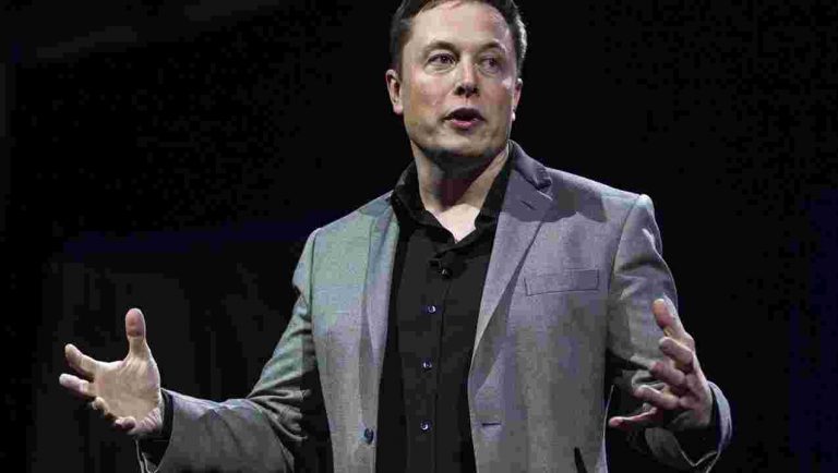 Elon Musk says Tesla will remain a public company