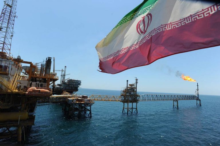 Oil prices rise on signs that Iranian crude exports fall further
