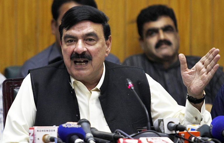 Railways to launch 20 more trains in 2019: Sheikh Rashid Railways to launch 20 more trains in 2019: Sheikh Rashid