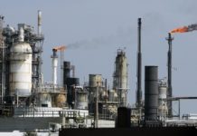 Oil refineries fear shutdown amid rising fuel oil stocks