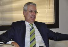 PSX chief fails to justify his involvement in foreign wealth company