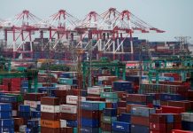 China hikes tariffs on US goods after Trump warning