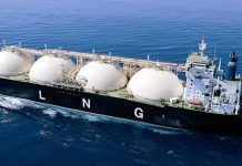 Qatar agrees to supply LNG to Pakistan on low rates: sources