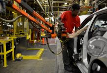 US manufacturing struggling as orders, shipments decline