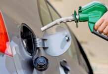 OMCs, dealers seek Rs2 per litre hike in commission