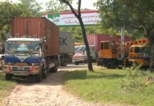 APTMA voices against govt’s seizure of containers