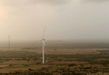 India to build solar, wind farms along Pakistan border