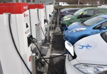EU opens subsidies for electric battery push