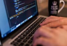 Govt eyes increasing software exports to $10bn