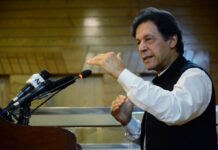 Business community suggests govt to impose coronavirus lockdown Imran-Khan-42