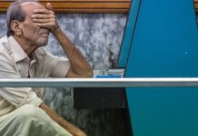 Economists warn of recession amid virus lockdowns