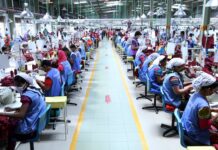 Bangladesh garment makers say $3bn in orders lost to virus Bangladesh-garment-factory