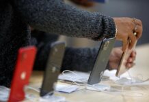 Global smartphone output to plunge by record 16.5pc in June quarter