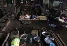 Coronavirus could push half a billion people into poverty: Oxfam Coronavirus-poverty