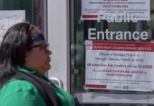 Economists see uneven jobs recovery, high US unemployment through 2021 US jobless-coronavirus