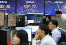Hong Kong tensions rattle world stock markets, oil tumbles World stocks