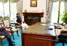 PM lauds services of HBL in delivering cash scheme for poor