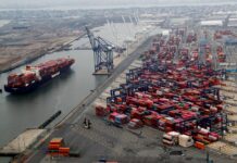 US current account deficit edges down; Covid-19 curbs trade