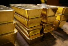 Gold price rises Rs1,000 to Rs105,900 per tola