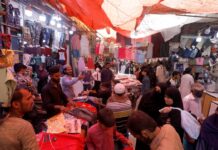 Twin city traders resist nine-day lockdown in Punjab, refuse to close shops