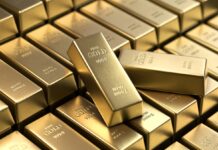 Gold price drops to Rs111,800 per tola