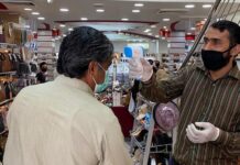 Pakistan’s economy gaining momentum as Covid cases drop