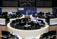 Lockdown worries knock European stocks, banks hit by reports of illicit money flows