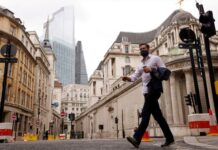 Wealthy Britons step up citizenship shopping to thwart Brexit