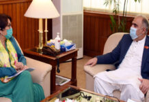 NA speaker invites EU to invest in Pakistan