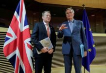 EU envoys hope for a Brexit trade deal in days, UK sees progress