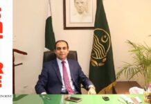 Even absolute idiot can head premier arts body, says motivational speaker